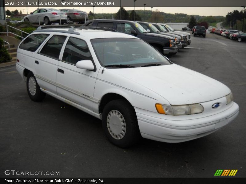 Front 3/4 View of 1993 Taurus GL Wagon