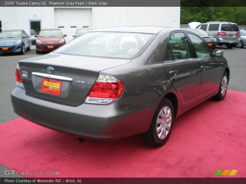 Phantom Gray Pearl / Dark Gray 2005 Toyota Camry LE