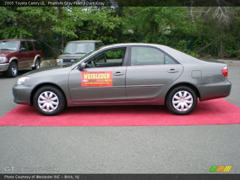 Phantom Gray Pearl / Dark Gray 2005 Toyota Camry LE