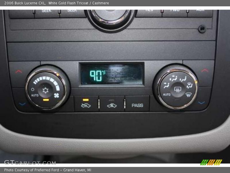 White Gold Flash Tricoat / Cashmere 2006 Buick Lucerne CXL