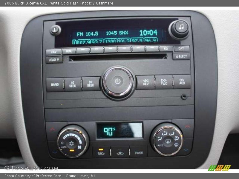 White Gold Flash Tricoat / Cashmere 2006 Buick Lucerne CXL