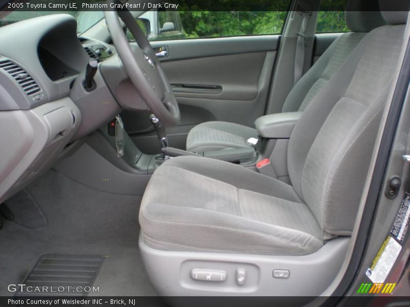 Phantom Gray Pearl / Dark Gray 2005 Toyota Camry LE