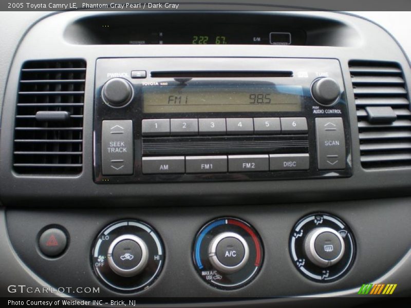 Phantom Gray Pearl / Dark Gray 2005 Toyota Camry LE