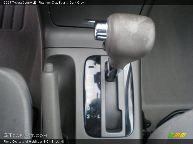 Phantom Gray Pearl / Dark Gray 2005 Toyota Camry LE