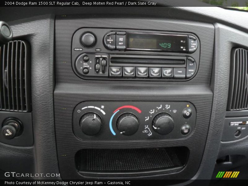 Deep Molten Red Pearl / Dark Slate Gray 2004 Dodge Ram 1500 SLT Regular Cab