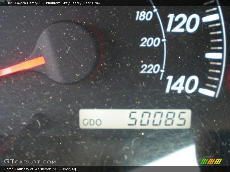 Phantom Gray Pearl / Dark Gray 2005 Toyota Camry LE