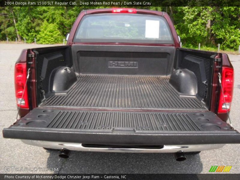 Deep Molten Red Pearl / Dark Slate Gray 2004 Dodge Ram 1500 SLT Regular Cab