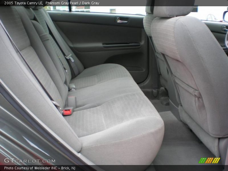 Phantom Gray Pearl / Dark Gray 2005 Toyota Camry LE