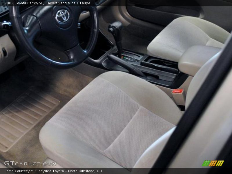 Desert Sand Mica / Taupe 2002 Toyota Camry SE