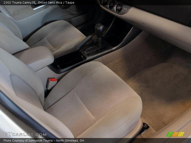 Desert Sand Mica / Taupe 2002 Toyota Camry SE