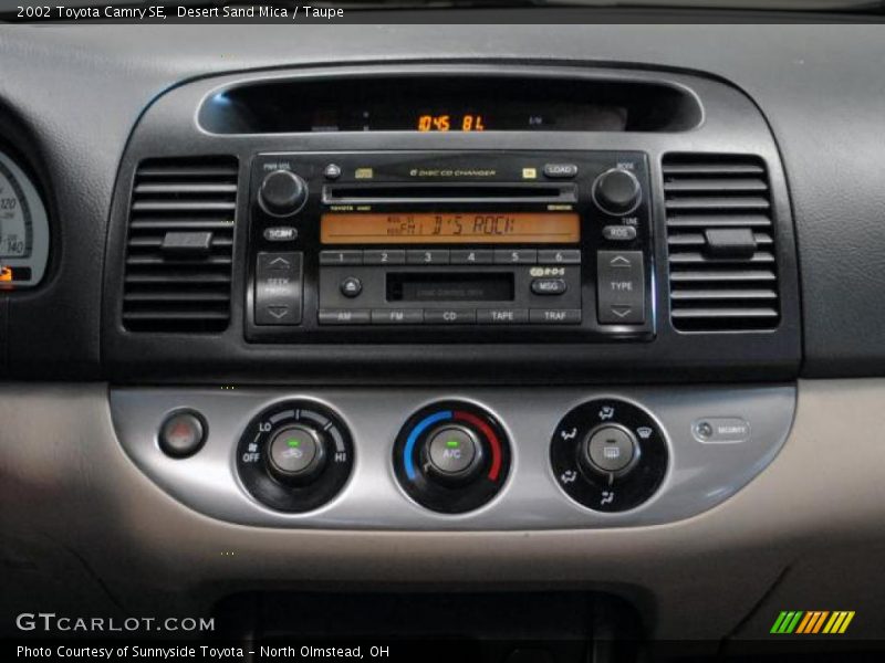 Controls of 2002 Camry SE