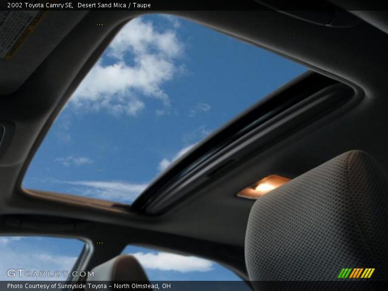 Sunroof of 2002 Camry SE