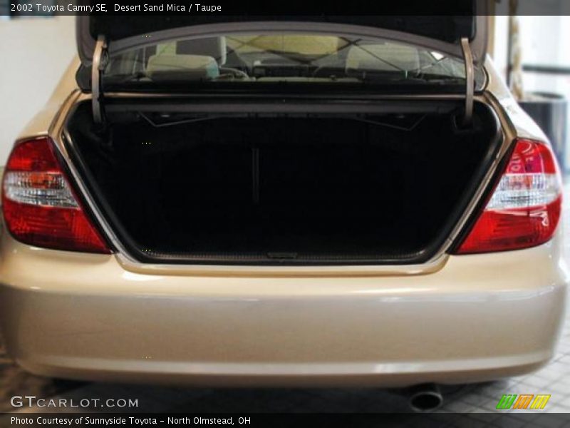 Desert Sand Mica / Taupe 2002 Toyota Camry SE