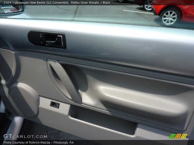 Reflex Silver Metallic / Black 2004 Volkswagen New Beetle GLS Convertible