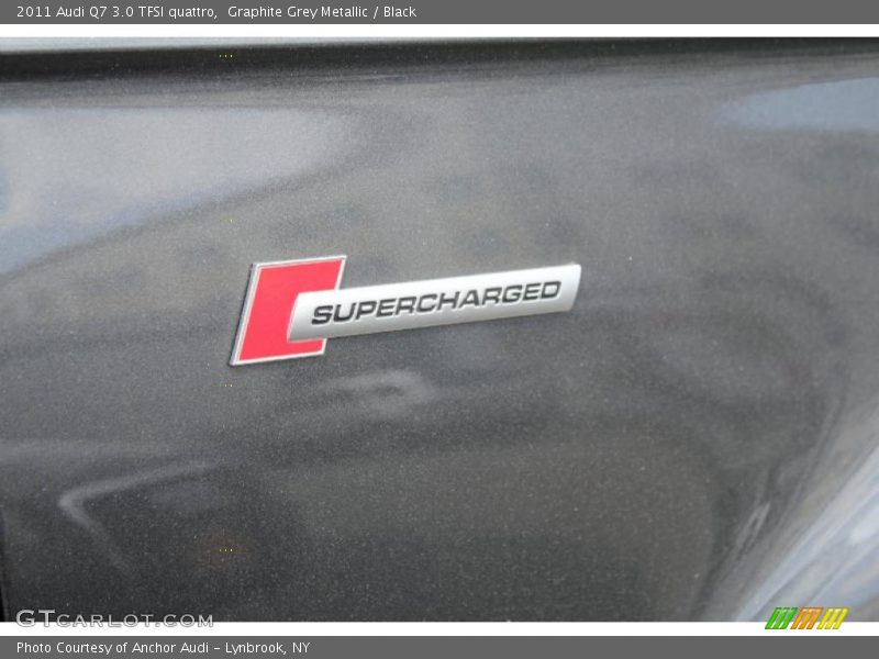  2011 Q7 3.0 TFSI quattro Logo