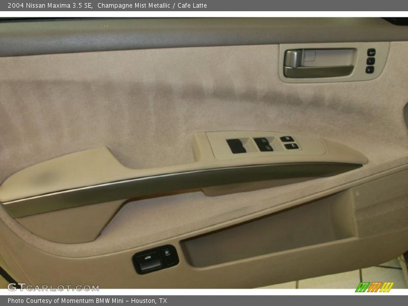 Champagne Mist Metallic / Cafe Latte 2004 Nissan Maxima 3.5 SE