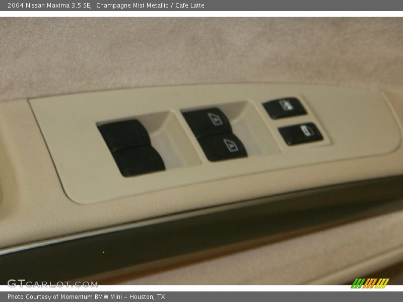 Champagne Mist Metallic / Cafe Latte 2004 Nissan Maxima 3.5 SE