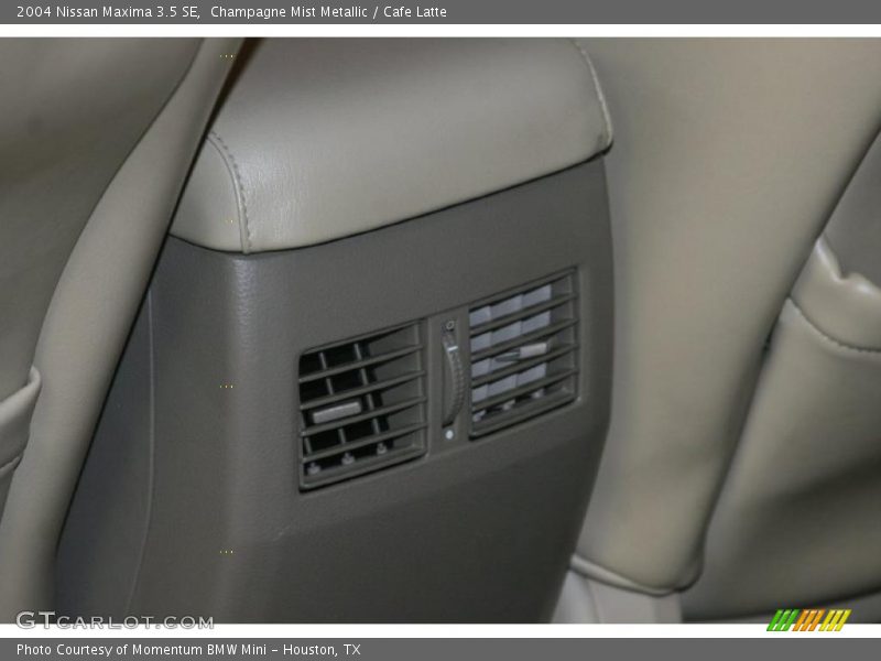 Champagne Mist Metallic / Cafe Latte 2004 Nissan Maxima 3.5 SE
