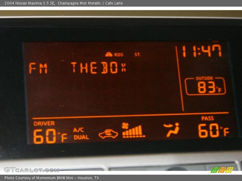 Champagne Mist Metallic / Cafe Latte 2004 Nissan Maxima 3.5 SE