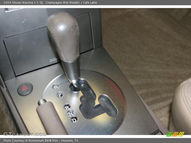 Champagne Mist Metallic / Cafe Latte 2004 Nissan Maxima 3.5 SE