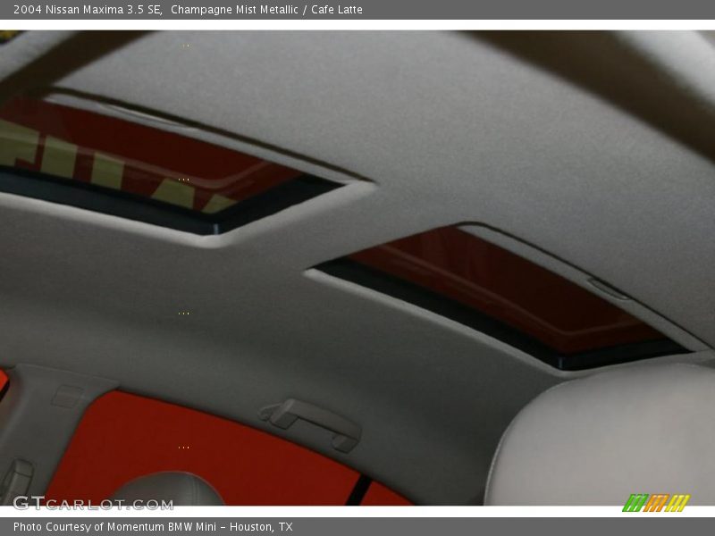 Champagne Mist Metallic / Cafe Latte 2004 Nissan Maxima 3.5 SE