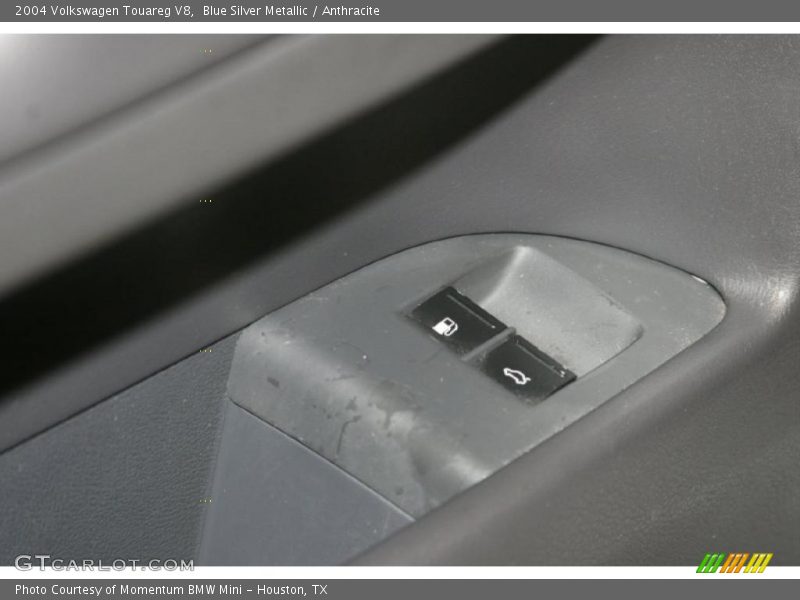 Blue Silver Metallic / Anthracite 2004 Volkswagen Touareg V8