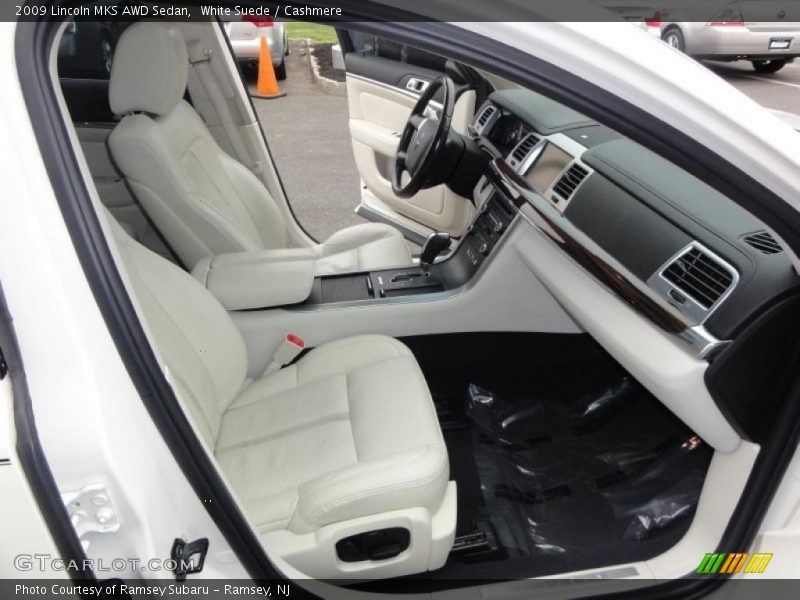 White Suede / Cashmere 2009 Lincoln MKS AWD Sedan