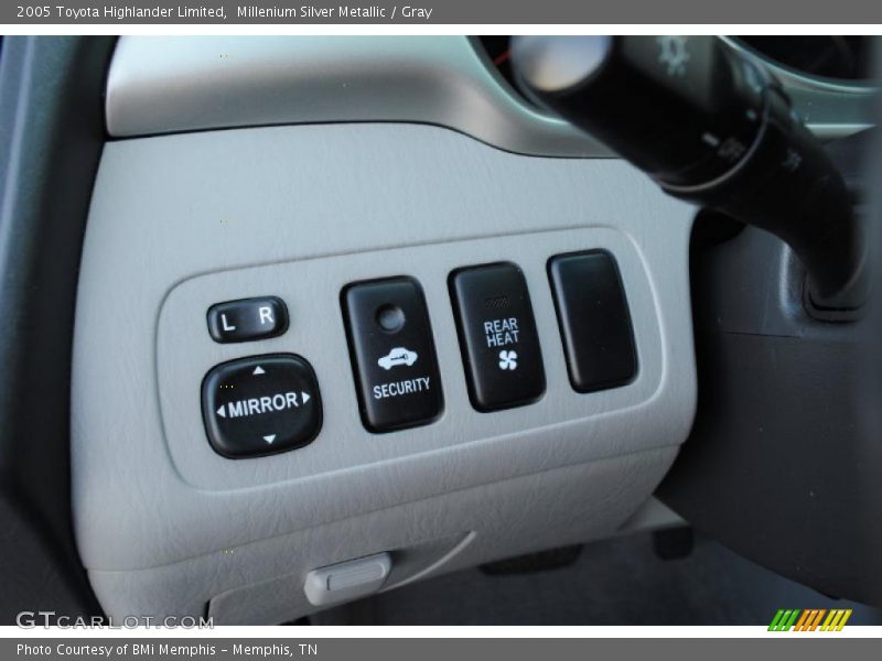Millenium Silver Metallic / Gray 2005 Toyota Highlander Limited