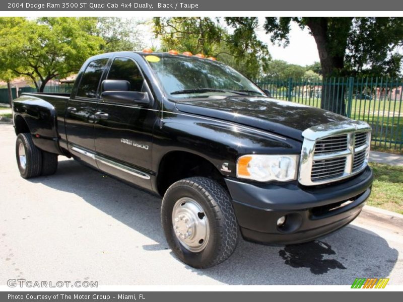 Front 3/4 View of 2004 Ram 3500 ST Quad Cab 4x4 Dually