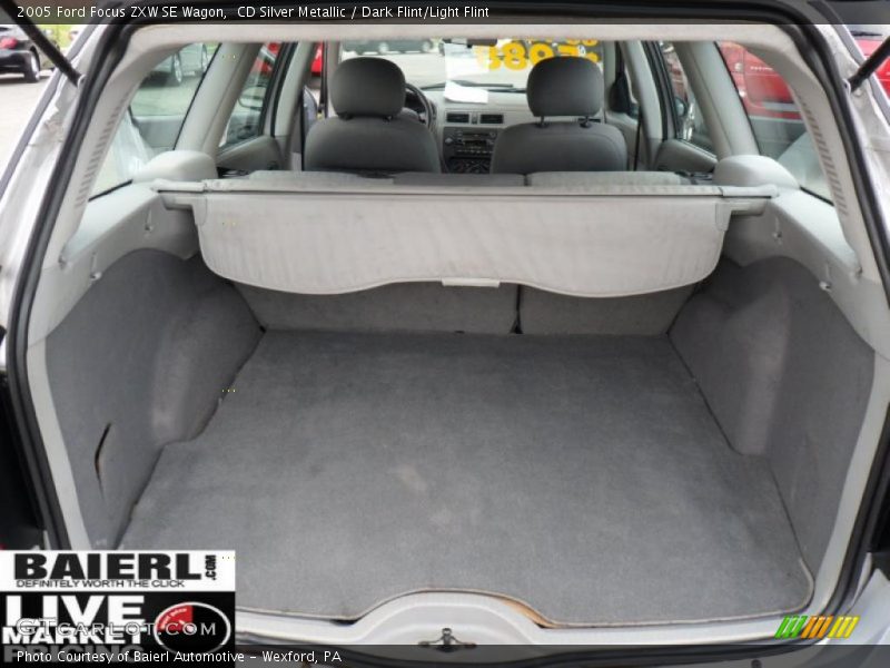 CD Silver Metallic / Dark Flint/Light Flint 2005 Ford Focus ZXW SE Wagon