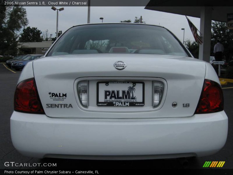 Cloud White / Charcoal 2006 Nissan Sentra 1.8