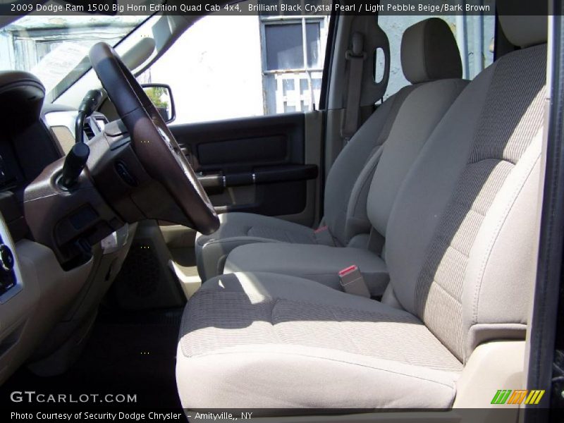 Brilliant Black Crystal Pearl / Light Pebble Beige/Bark Brown 2009 Dodge Ram 1500 Big Horn Edition Quad Cab 4x4