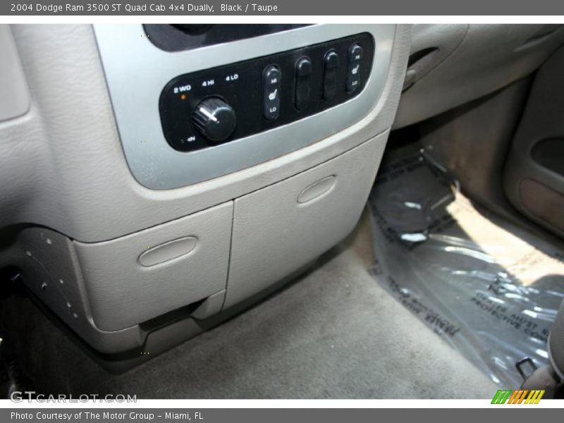 Black / Taupe 2004 Dodge Ram 3500 ST Quad Cab 4x4 Dually