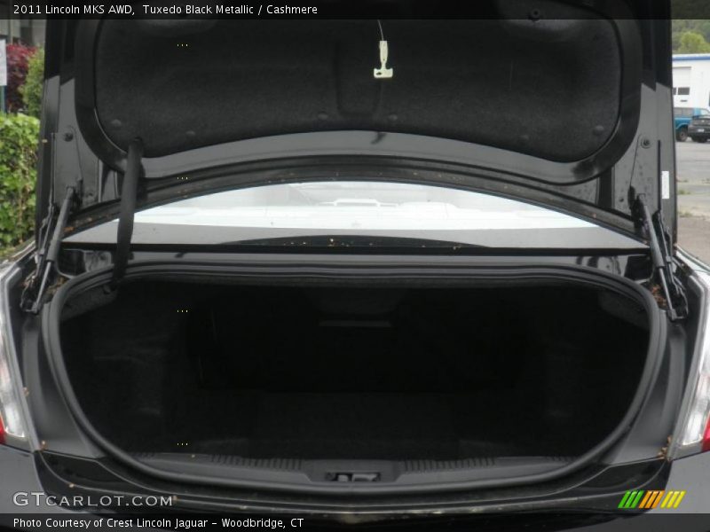 Tuxedo Black Metallic / Cashmere 2011 Lincoln MKS AWD