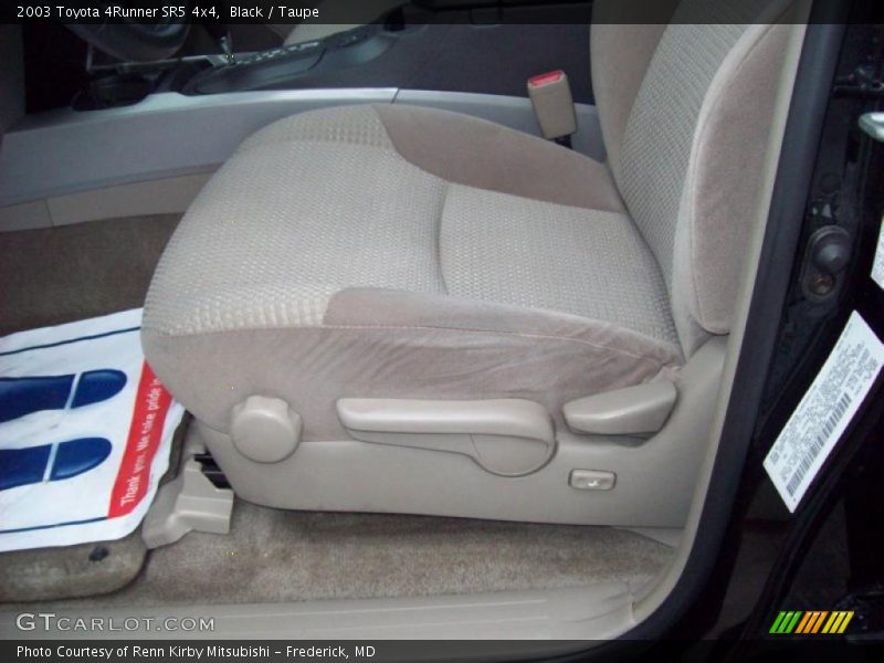 Black / Taupe 2003 Toyota 4Runner SR5 4x4