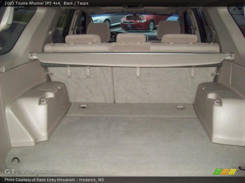 Black / Taupe 2003 Toyota 4Runner SR5 4x4