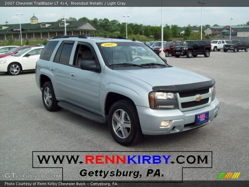 Moondust Metallic / Light Gray 2007 Chevrolet TrailBlazer LT 4x4
