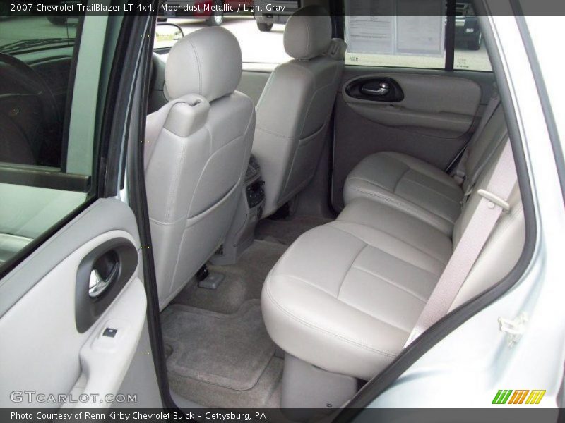 Moondust Metallic / Light Gray 2007 Chevrolet TrailBlazer LT 4x4