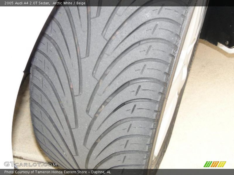 Arctic White / Beige 2005 Audi A4 2.0T Sedan