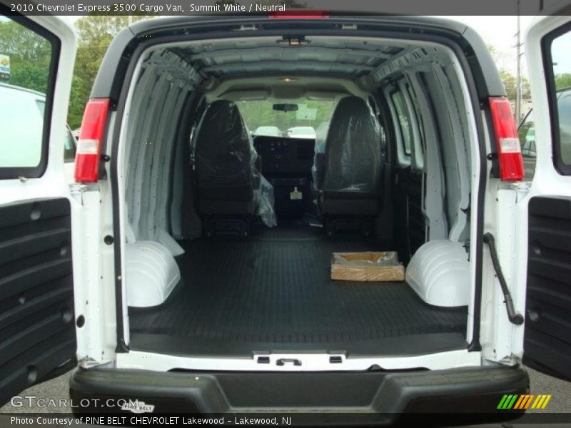 Summit White / Neutral 2010 Chevrolet Express 3500 Cargo Van