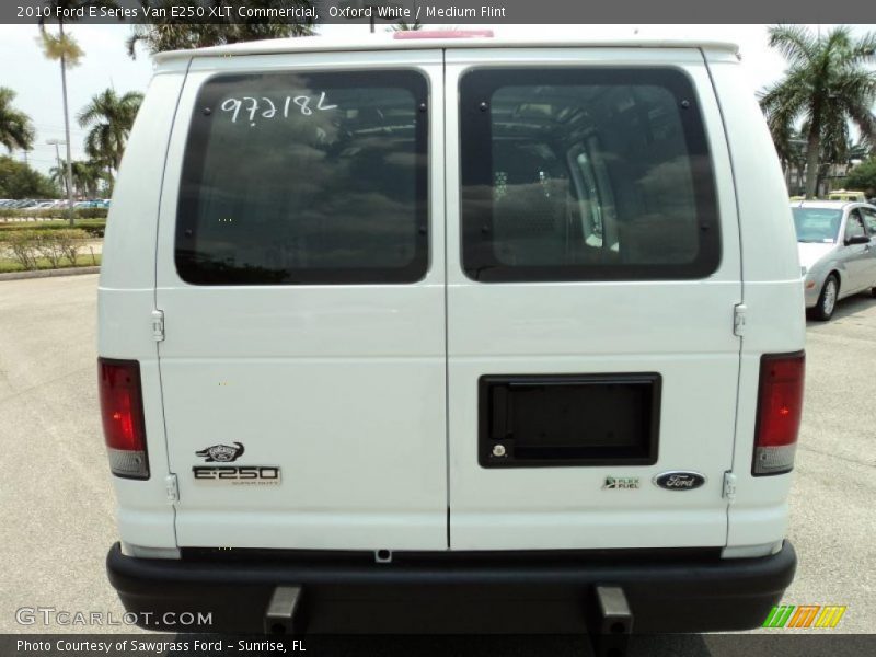 Oxford White / Medium Flint 2010 Ford E Series Van E250 XLT Commericial