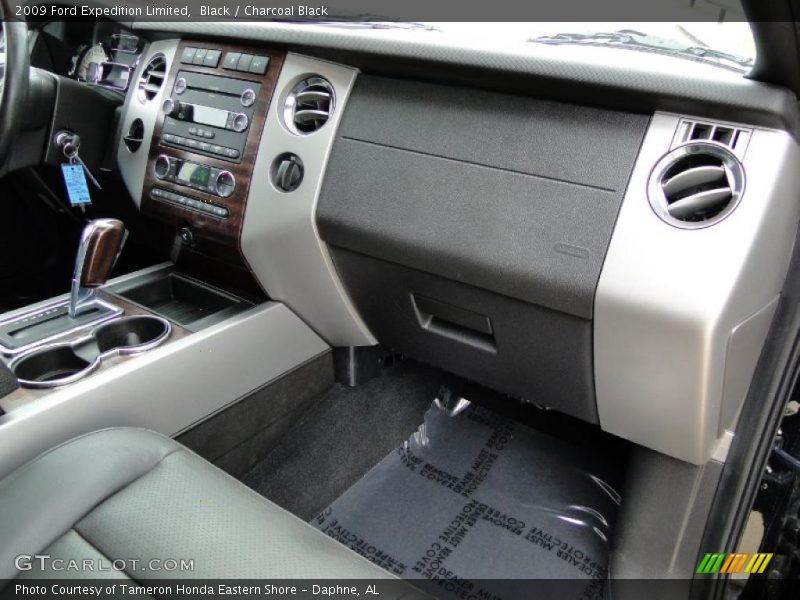 Black / Charcoal Black 2009 Ford Expedition Limited