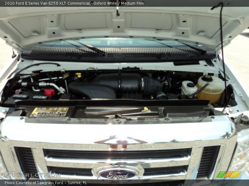 Oxford White / Medium Flint 2010 Ford E Series Van E250 XLT Commericial