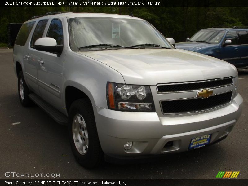 Sheer Silver Metallic / Light Titanium/Dark Titanium 2011 Chevrolet Suburban LT 4x4