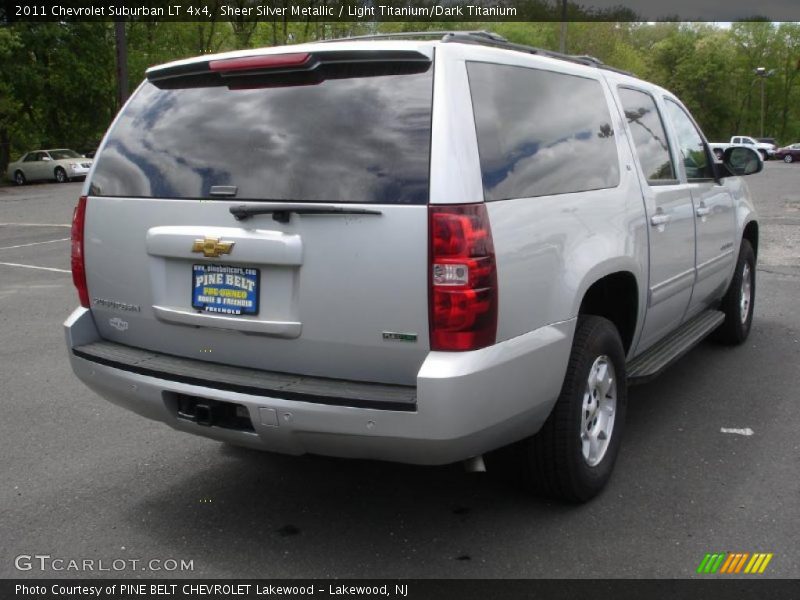 Sheer Silver Metallic / Light Titanium/Dark Titanium 2011 Chevrolet Suburban LT 4x4