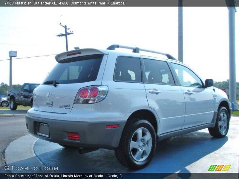 Diamond White Pearl / Charcoal 2003 Mitsubishi Outlander XLS 4WD