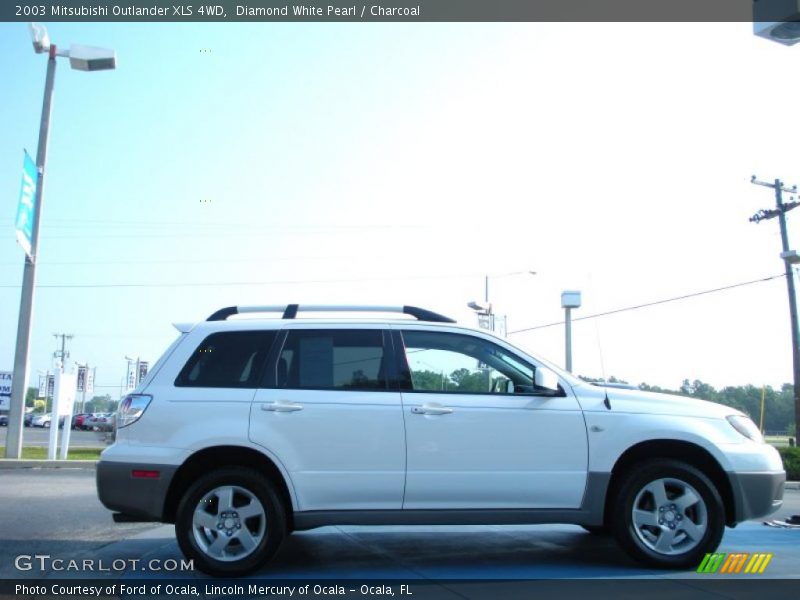 Diamond White Pearl / Charcoal 2003 Mitsubishi Outlander XLS 4WD