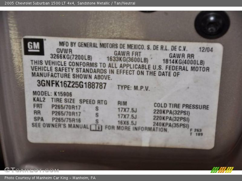 Sandstone Metallic / Tan/Neutral 2005 Chevrolet Suburban 1500 LT 4x4