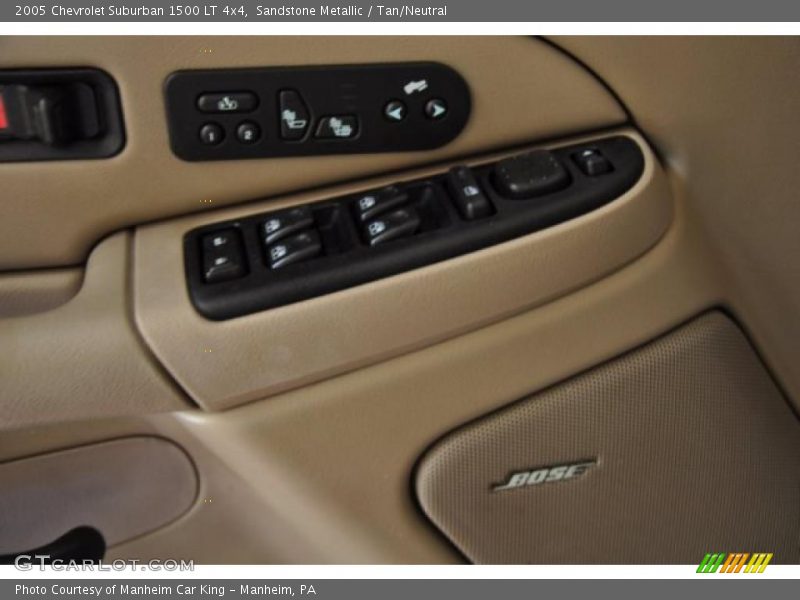 Sandstone Metallic / Tan/Neutral 2005 Chevrolet Suburban 1500 LT 4x4