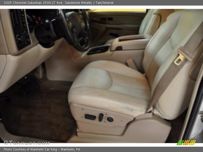 Sandstone Metallic / Tan/Neutral 2005 Chevrolet Suburban 1500 LT 4x4